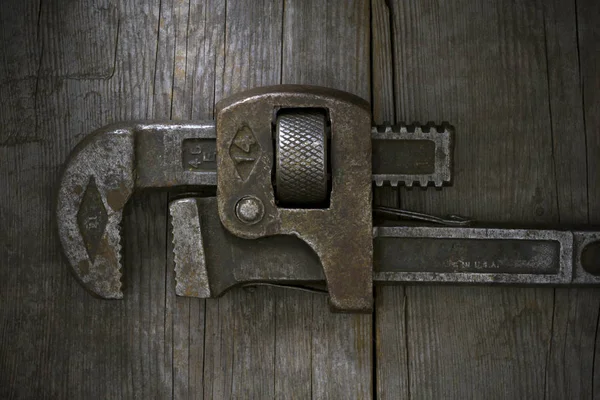 Old Wrench Wooden Bench — Stock Photo, Image