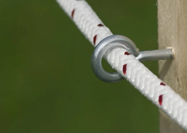 Öse Aus Metall Mit Seil — Stockfoto