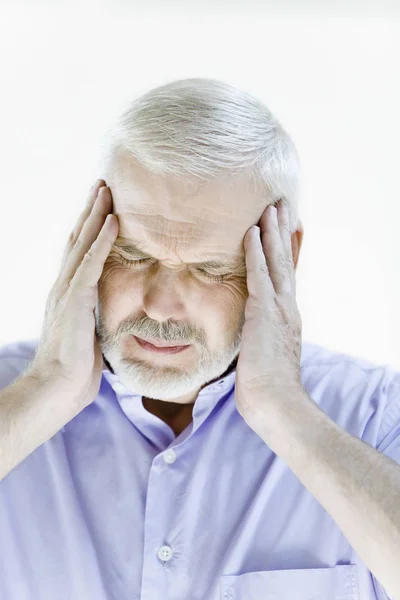 Porträt Eines Älteren Mannes Mit Kopfschmerzen — Stockfoto