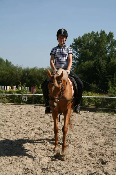 Gros Plan Jeune Cycliste — Photo