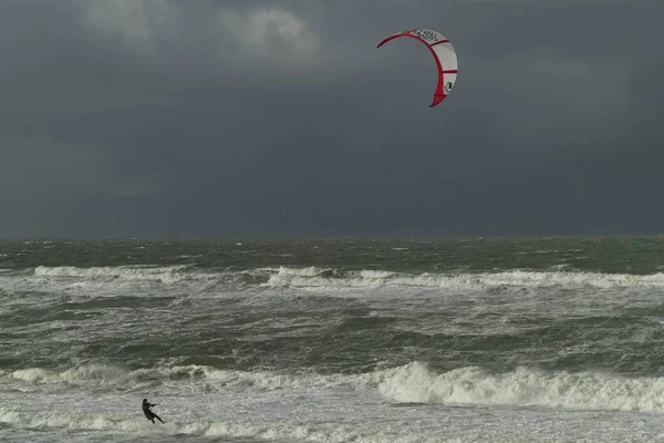 Rüzgar Gücü Sörfçü — Stok fotoğraf