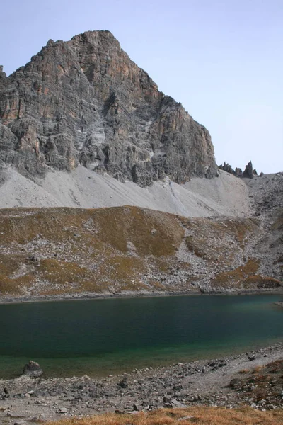 Lai Tigiel Con Tinzenhorn — Foto de Stock