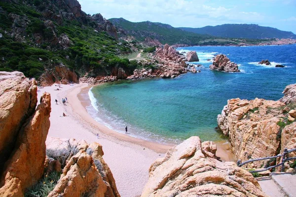 Дивовижний Пляж Cossi Sardinia — стокове фото