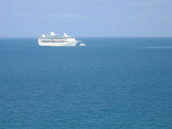 Cruise Ship Sea Water Cruise Liner — Stock Photo, Image