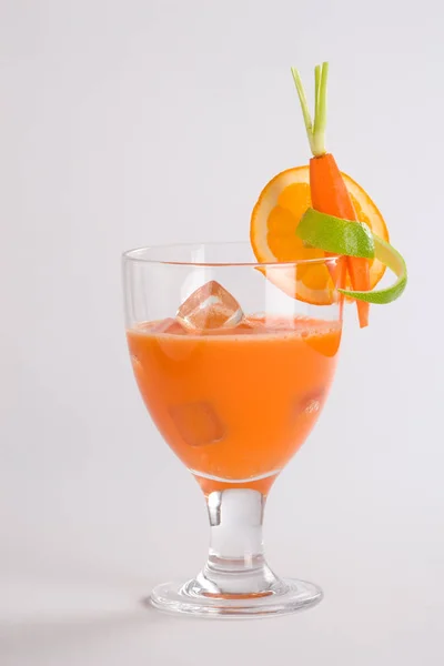 Verre Jus Orange Frais Avec Des Feuilles Menthe Sur Fond — Photo