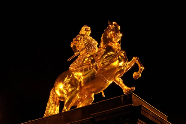 Dresden Goldener Reiter Nacht Düz Altın Şövalye Gecesi — Stok fotoğraf