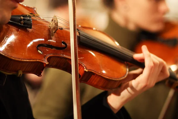 Gros Plan Une Musicienne Jouant Violon — Photo