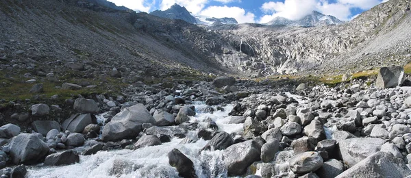 蒂罗利安阿尔卑斯山的冰川全景 — 图库照片