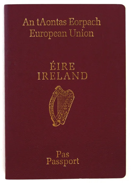 Крупный План Паспорта Ирландии — стоковое фото