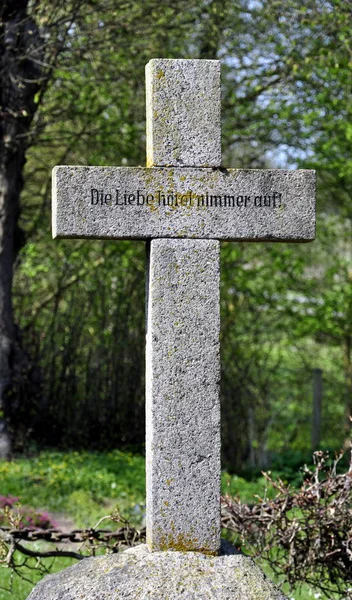 Oficjalna Wiadomość Ode Mnie Widziany Cmentarzu Westensee Koło Kiel — Zdjęcie stockowe