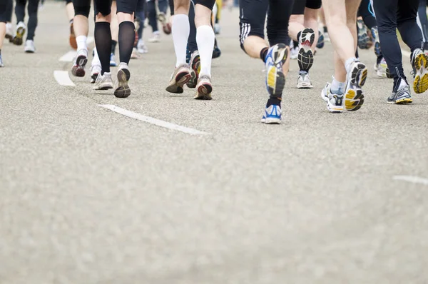 Los Corredores Maratonianos Compiten Ciudad — Foto de Stock