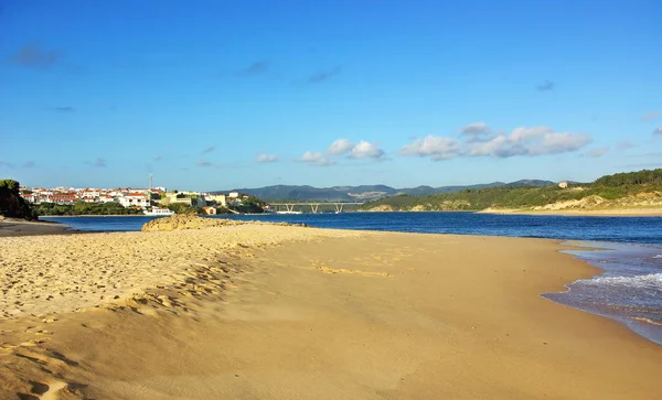 Landskap Milfontes Village — Stockfoto