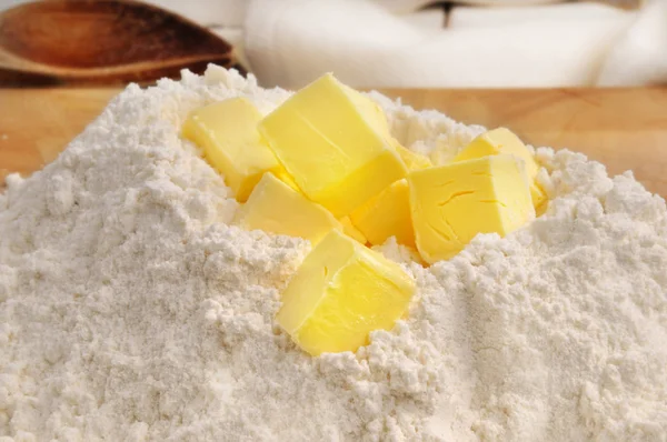 Mąka Kawałkami Masła — Zdjęcie stockowe