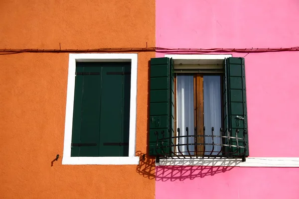 Finestre Colorate Burano Venezia Italia — Foto Stock