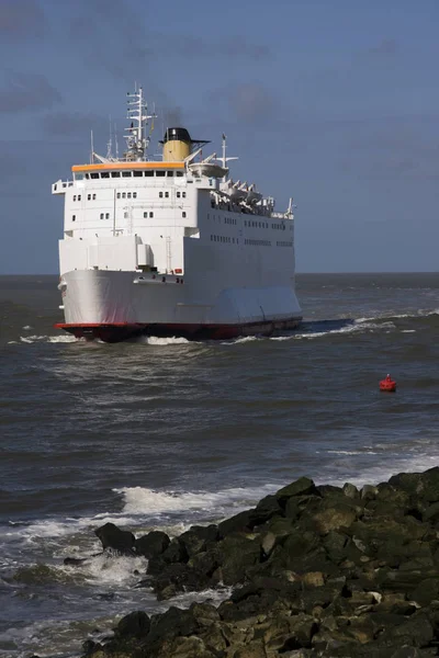 Gran Crucero Puerto Riga —  Fotos de Stock