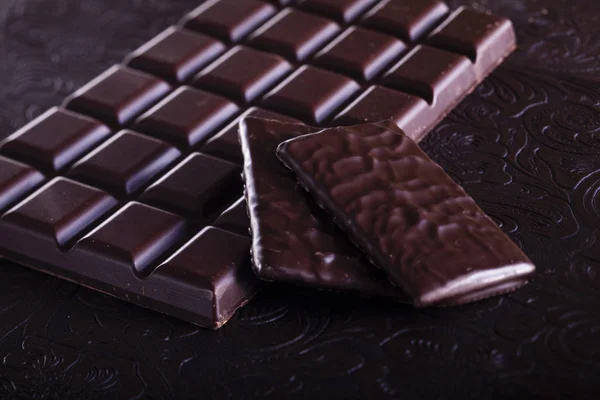 Barna Ízletes Csokoládé Kezeli — Stock Fotó