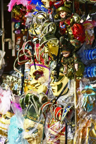 Farbenfrohe Halsketten Und Schmuck — Stockfoto