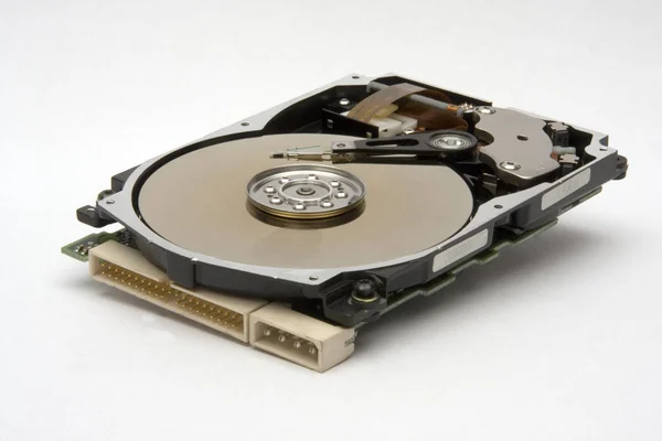 Hard Disk Drive Pada Latar Belakang Putih — Stok Foto