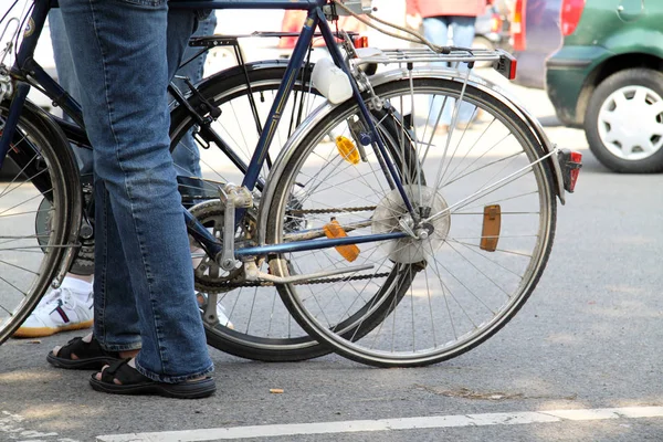 Велосипед Городе — стоковое фото
