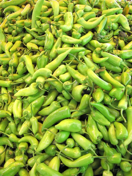 Зеленый Желтый Чили Рынке — стоковое фото
