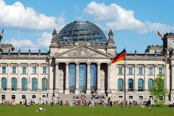 Berlin Budynek Reichstag Tiergarten — Zdjęcie stockowe