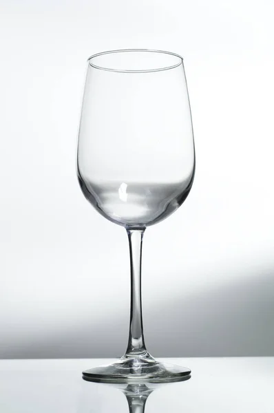 Leeg Glas Een Witte Achtergrond — Stockfoto