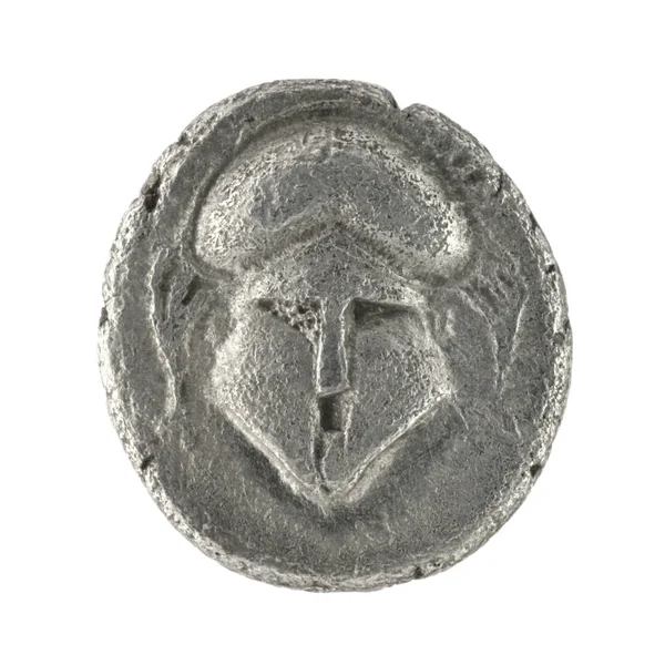 Κρατημένο Κράνος Στο Αρχαίο Ελληνικό Diobol 350 — Φωτογραφία Αρχείου