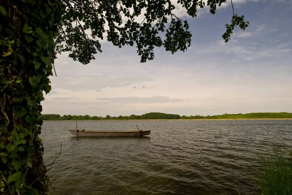 Boot Het Meer — Stockfoto