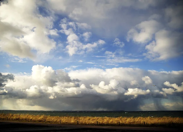 Wolken Und Himmel Hintergrund — Stockfoto