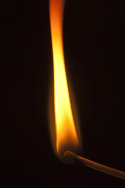 Hořící Svíčka Tmě — Stock fotografie