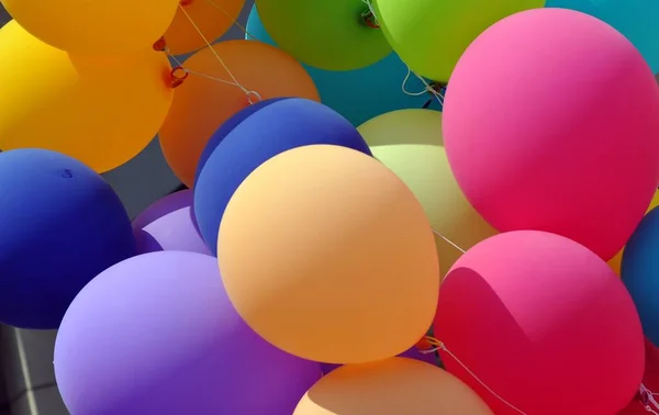 Balões Coloridos Telhado — Fotografia de Stock