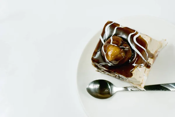 Profiterole Covered Chocolate Syrup White Plate — Stock Photo, Image