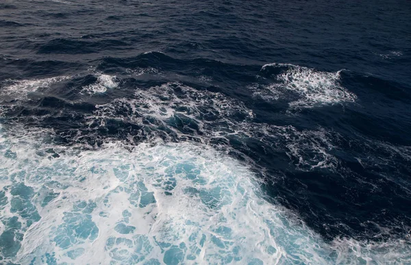 Zee Golven Het Oppervlak Van Middellandse Zee Kust — Stockfoto