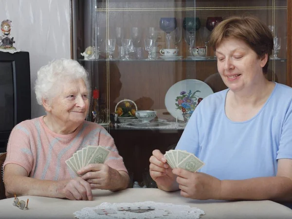 Play Cards Grandma — Stock Photo, Image