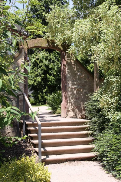 Arco Edad Con Escalera Piedra — Foto de Stock