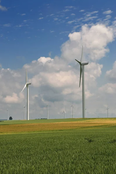 Turbiny Wiatrowe Alternatywna Energia Wiatrowa — Zdjęcie stockowe