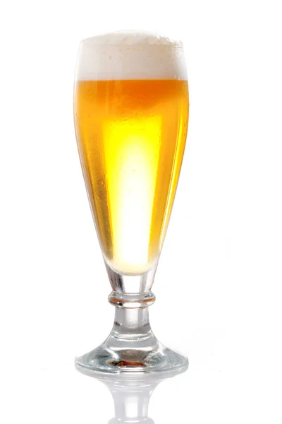 Tazza Birra Fresca Con Schiuma — Foto Stock