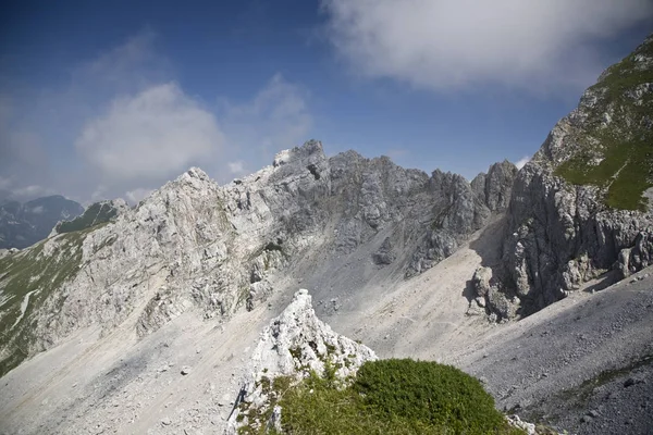 Blick Auf Schöne Landschaft Mit Bergen — Stockfoto