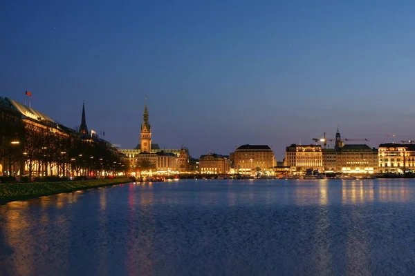 Szenischer Blick Auf Die Christliche Kirchenarchitektur — Stockfoto