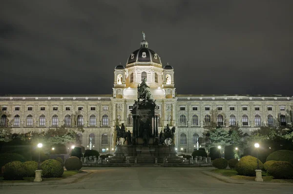 Vienna Natten Naturhistoriska Museum — Stockfoto