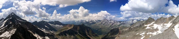 Vista Panorámica Del Hermoso Paisaje Con Cordillera — Foto de Stock