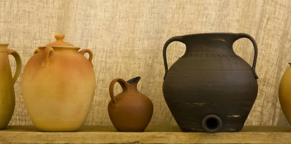 Brocca Teiera Ceramica Sul Tavolo — Foto Stock