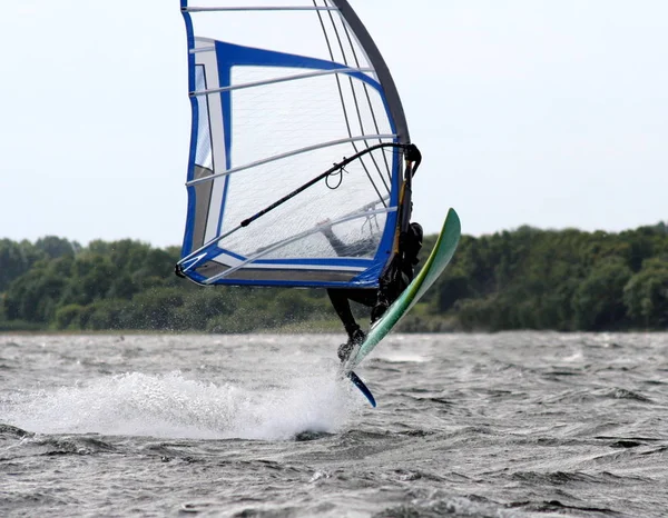 Sport Acquatici Estivi Wind Surf — Foto Stock