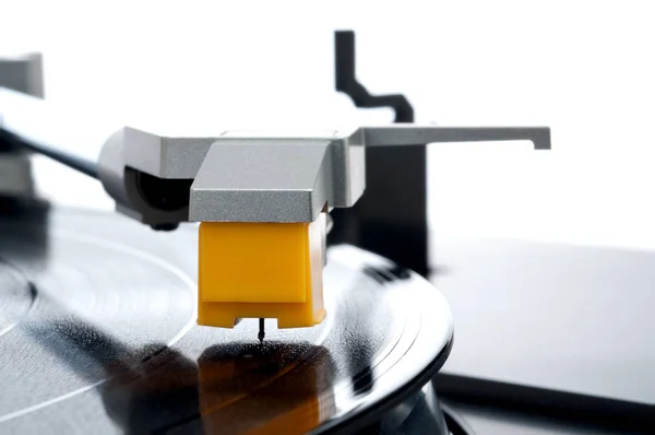 Ett Horisontellt Makro Vinylskiva Spelas Skivspelare — Stockfoto