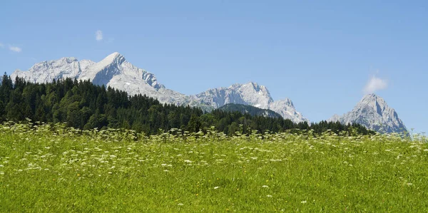 Alpspitze Und Zugspitze Bayern — Stockfoto