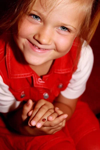 Pretty Blonde Girl Ladybird — Stock Photo, Image