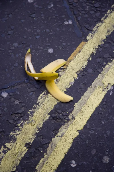 Μπανάνα Στο Δρόμο — Φωτογραφία Αρχείου