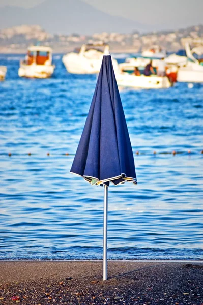 Beach Chairs Umbrellas Sea — Stock Photo, Image