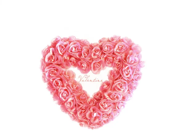 Hart Met Kleine Roze Rozen Geïsoleerd Witte Achtergrond — Stockfoto