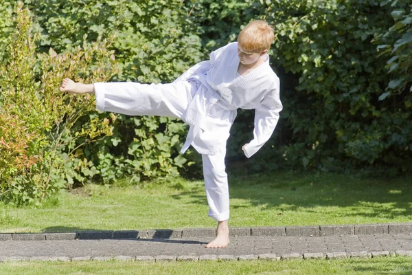 Garçon Position Taekwondo — Photo